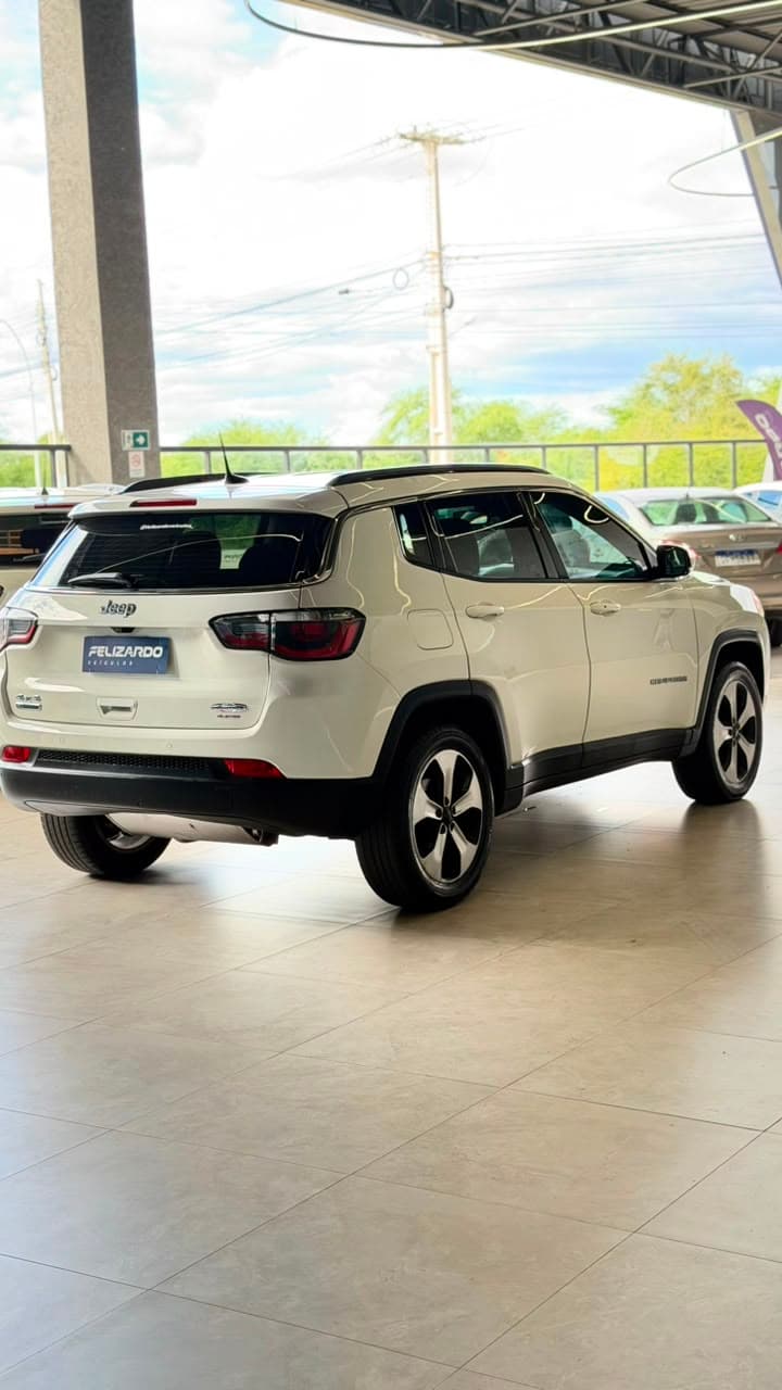 Jeep Compass — foto 6