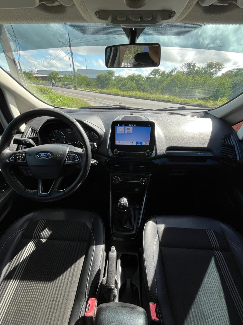 FORD ECOSPORT — foto 8